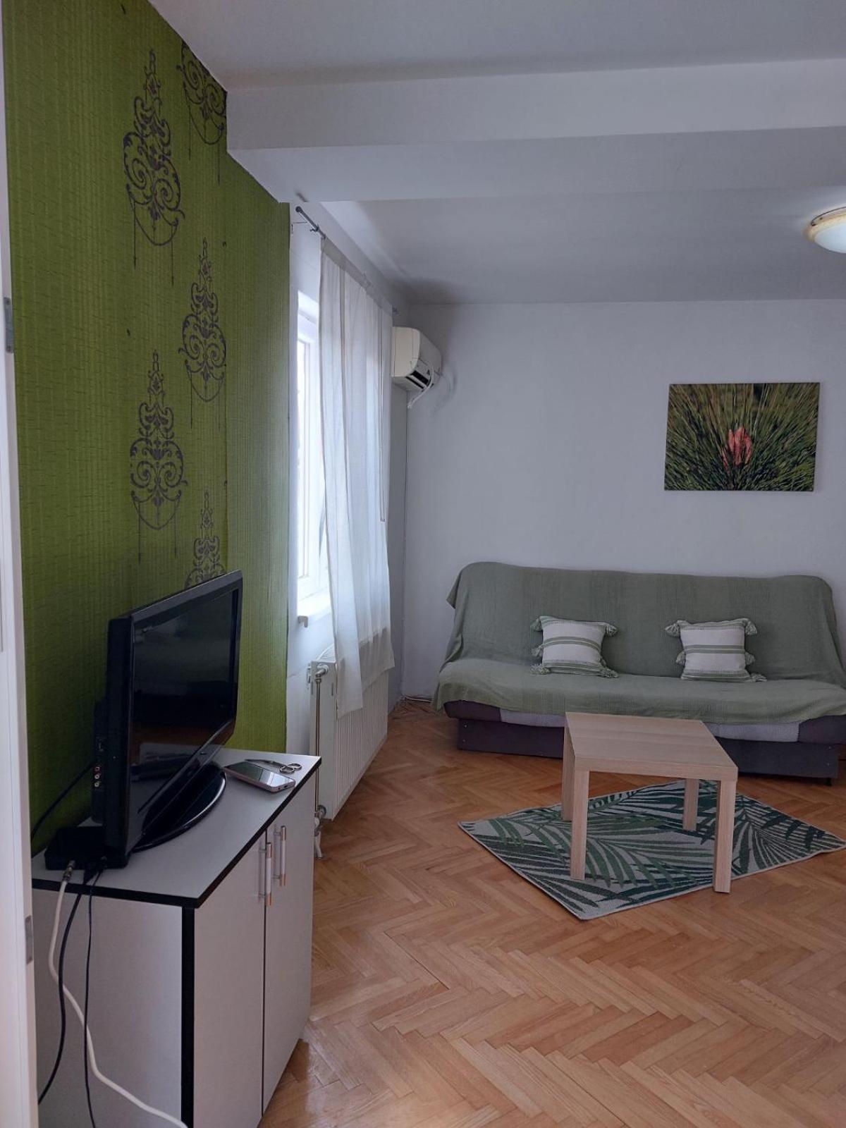 Apartment Kiwi Novi Sad Luaran gambar